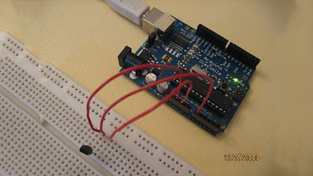 Arduino LM35 Temp Sensor