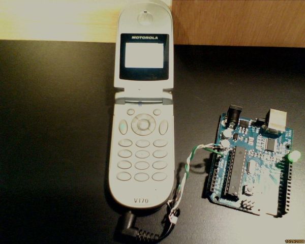 Power Arduino with a cellphone