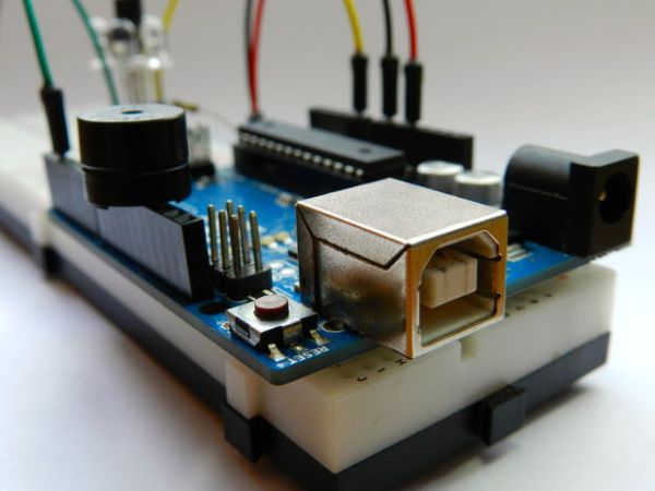 Simple IR proximity sensor with Arduino