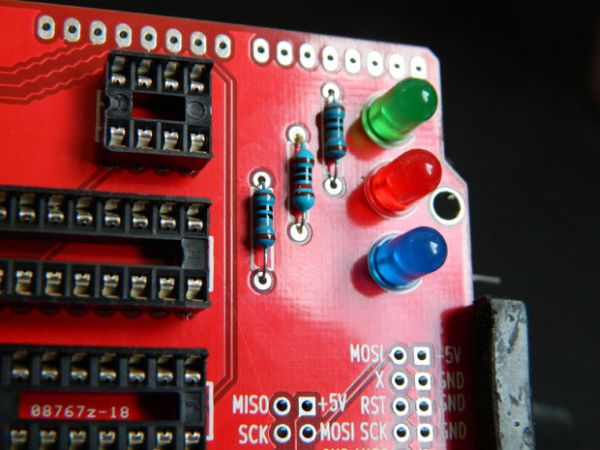 Building an ISP Shield for Arduino