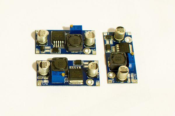 Testing switch mode voltage regulators