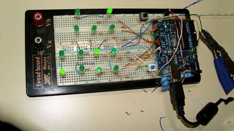 DIY Binary Clock With Arduino - Duino