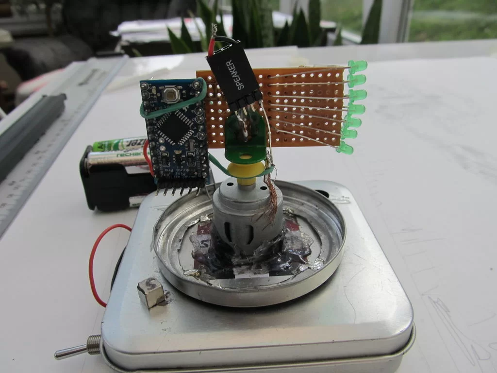 Digital Zoetrope using Arduino