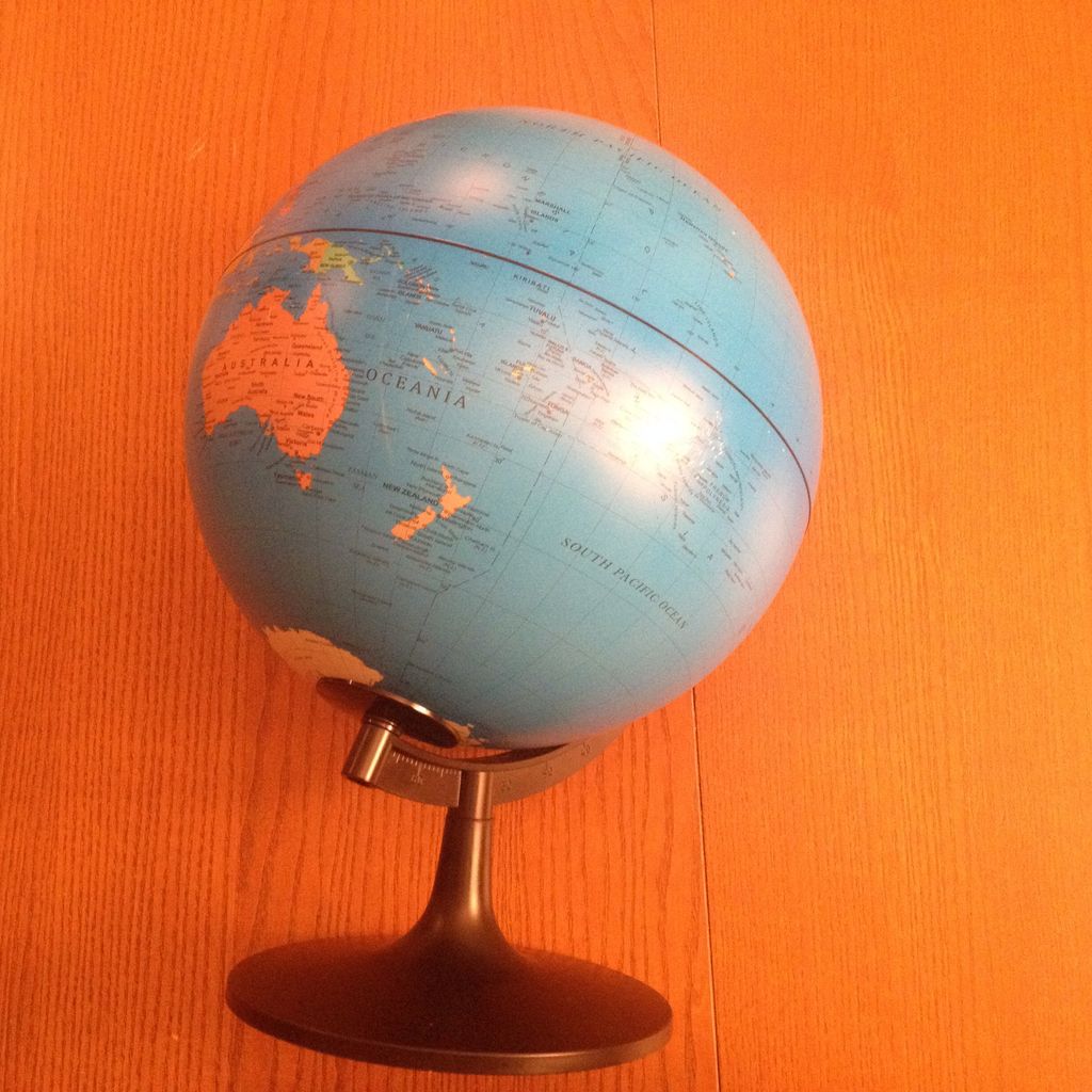 Earth Globe Rotating With Arduino Or Raspberry Pi Controlled Stepper Motor using arduino