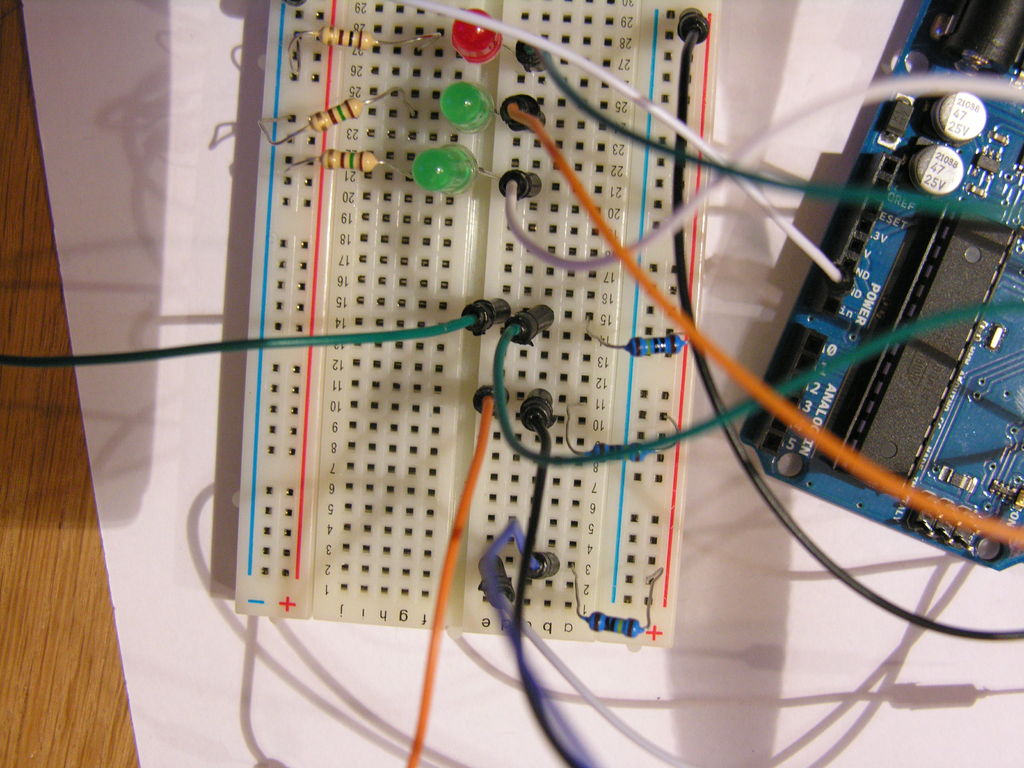 Touch Sensitive Audio Desk Trays- Arduino circuit