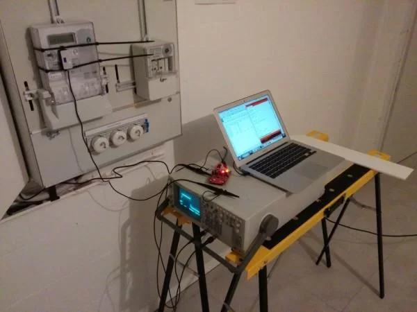 Electricity usage monitor