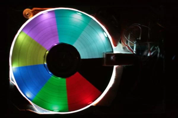 Hard Drive Persistence of Vision HDPOV