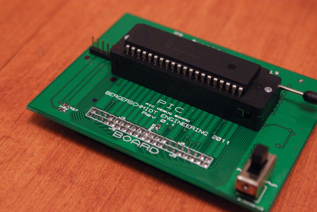 LED Microcontroller Debug Module