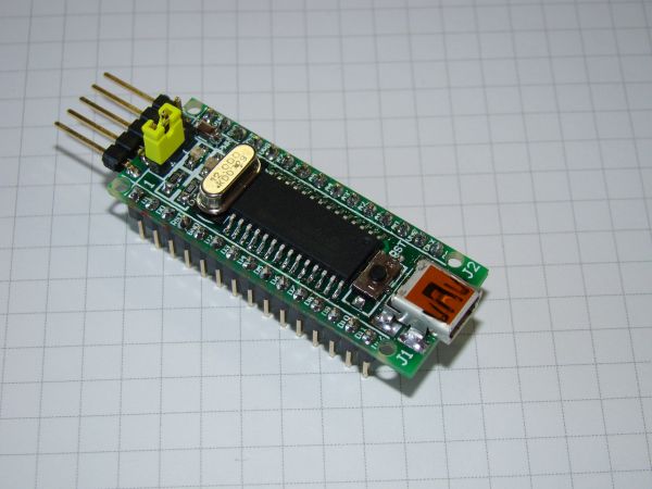 PICnano breadboard based on PIC18F2550