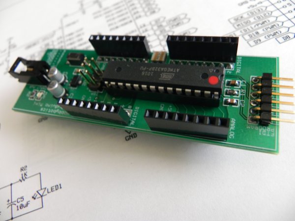 The schematic and PCB was developed with the freely available ExpressPCB software.