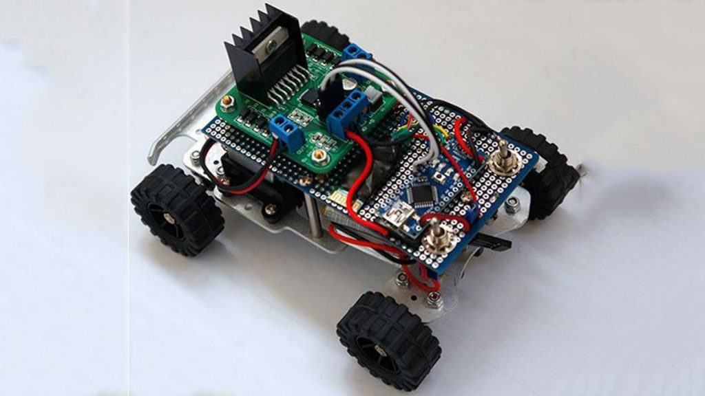 Simple RC car for beginners Android control over Bluetooth