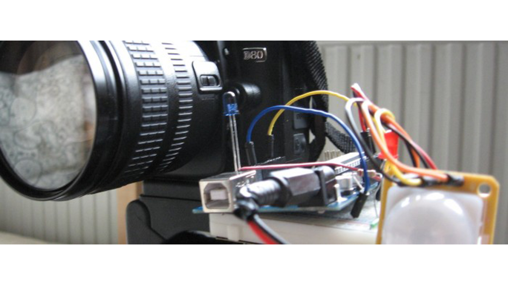 Arduino – motion triggered camera