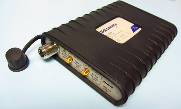 Tektronix RSA306 spectrum analyzer part 1