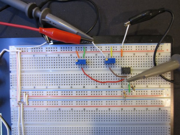 Visualizing Comparator and Op Amp Hysteresis