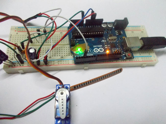 Servo-Motor-Control-Flex