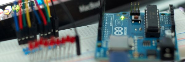 یک چراغ را روشن کنید یا 10. کنترل Arduino روی سریال