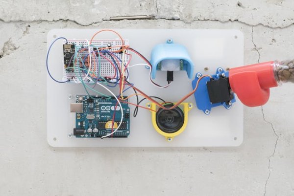 Schematic IoT Pet Feeder Use circuito.io to build a smart food dispenser for your pet