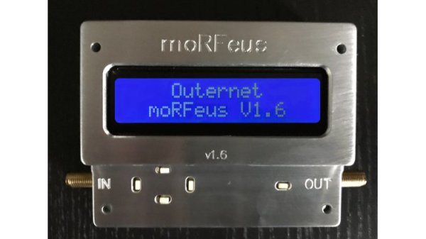 moRFeus – A field configurable wideband frequency converter and signal generator