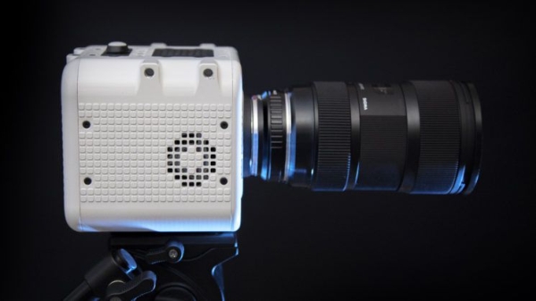 THE-OCTOPUS-IS-A-5K-FULL-FRAME-OPEN-SOURCE-CAMERA-THAT-LETS-YOU-SWAP-OUT-SENSORS