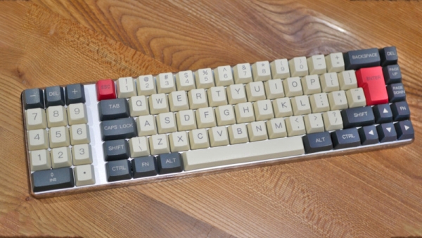 IF YOU CAN’T BUY THE KEYBOARD YOU WANT, BUILD IT INSTEAD