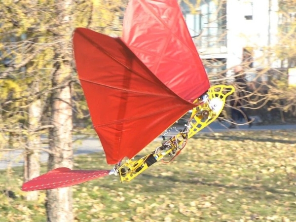Opensource Ornithopter Prototype. Arduino Powered and Remote Controlled.