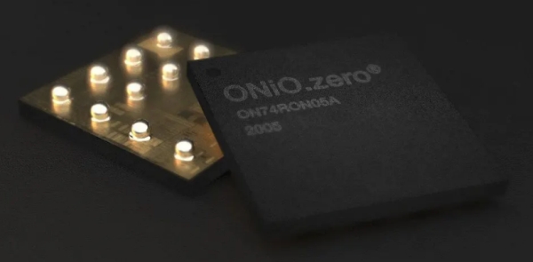 ONIO.ZERO MICROCONTROLLER RUNS WITHOUT A BATTERY