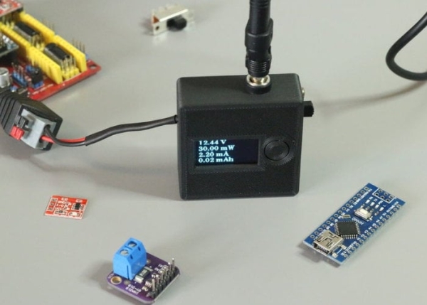 Measure voltage and current simultaneously with Tiny VA Meter