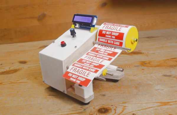 AN-AUTOMATIC-LABEL-DISPENSER-FOR-QUICKER-STICKERS