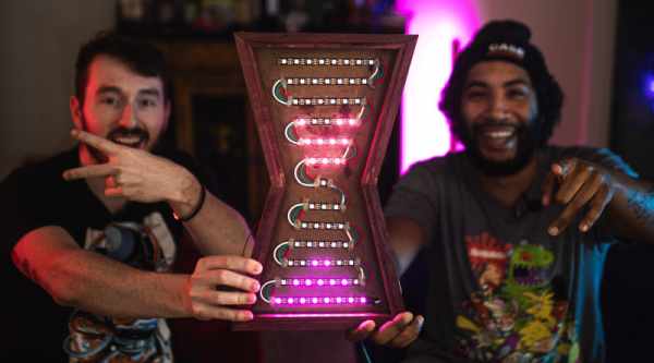 LED HOURGLASS MOVES LIKE THE REAL THING