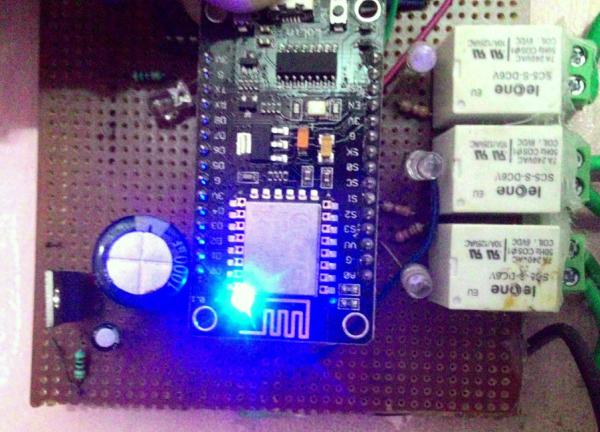 Internet-cloud-Controlled-Home-Automation-Using-Esp8266-aREST-MQTT-IoT