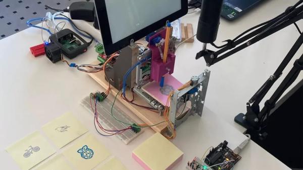 Raspberry-Pi-Drives-Tiny-CNC-Drawing-Machine