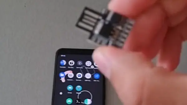 BRUTE FORCING A MOBILES PIN OVER USB WITH A 3 BOARD