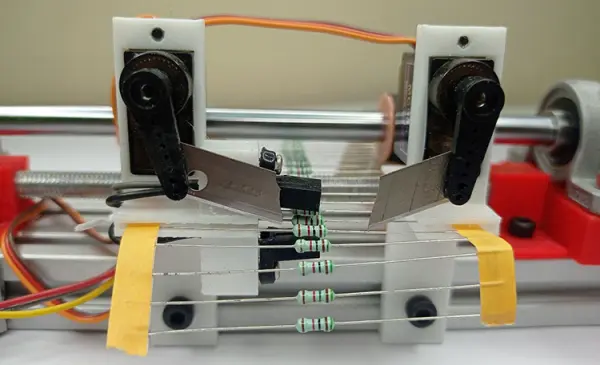 Arduino-Resistor-Cutting-Machine-Mechanism